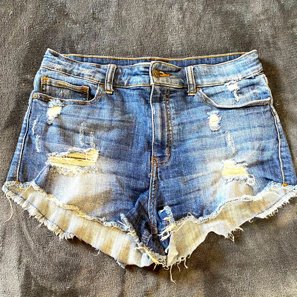 Eunina Highrise Cutoff Shorts